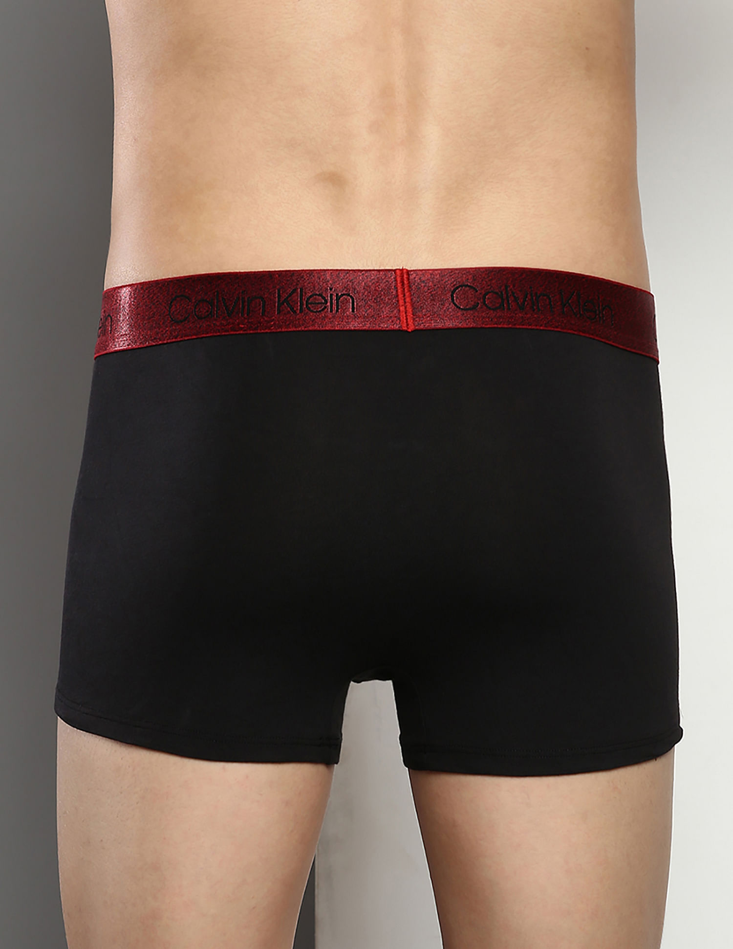 Buy Calvin Klein Underwear Men Black Heathered Waist Solid Trunks