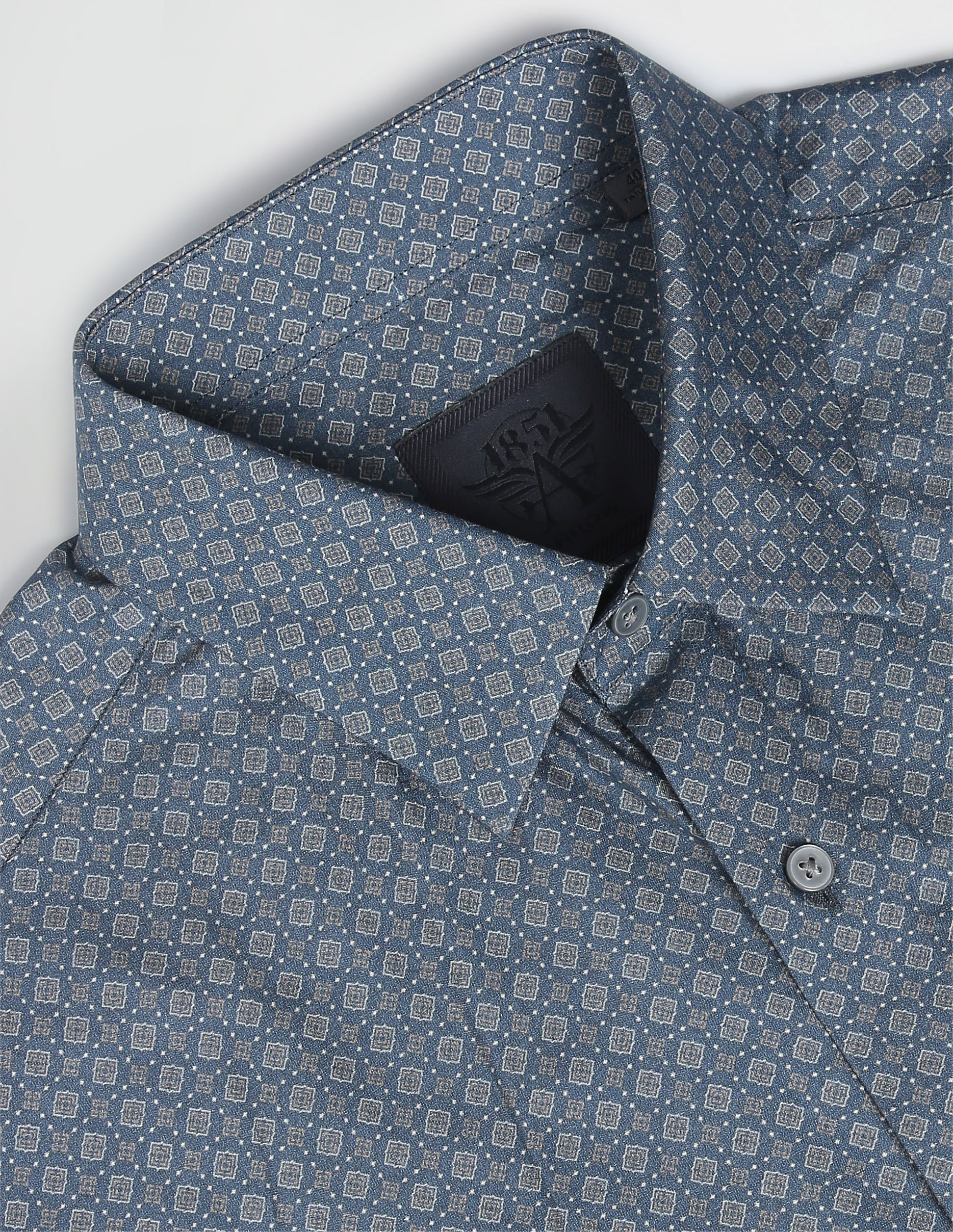 Arrow Geometric Sateen Formal Shirt