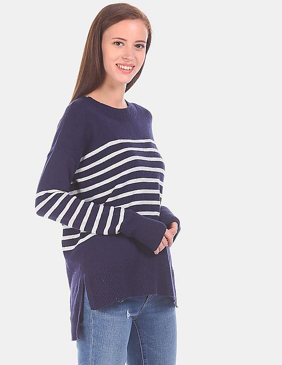 Gap deals navy jumper