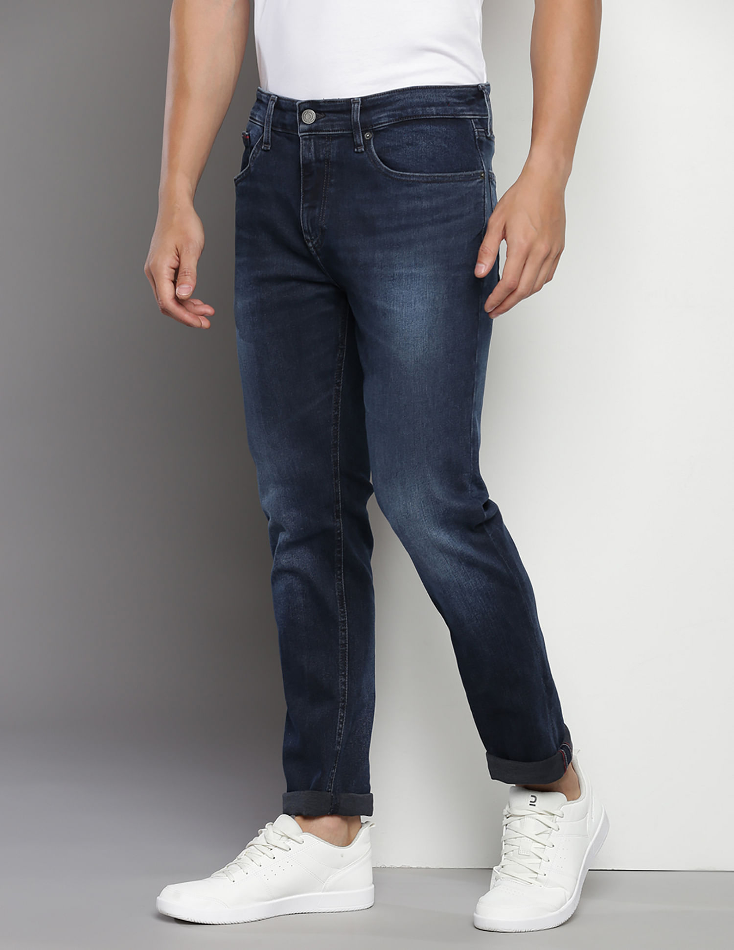 Tommy Hilfiger Austin Slim Tapered Fit Whiskered Jeans