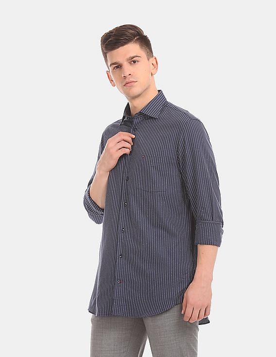 Tommy Hilfiger Men's Long Sleeve Button-Down Striped Casual Shirt $0 Free Ship