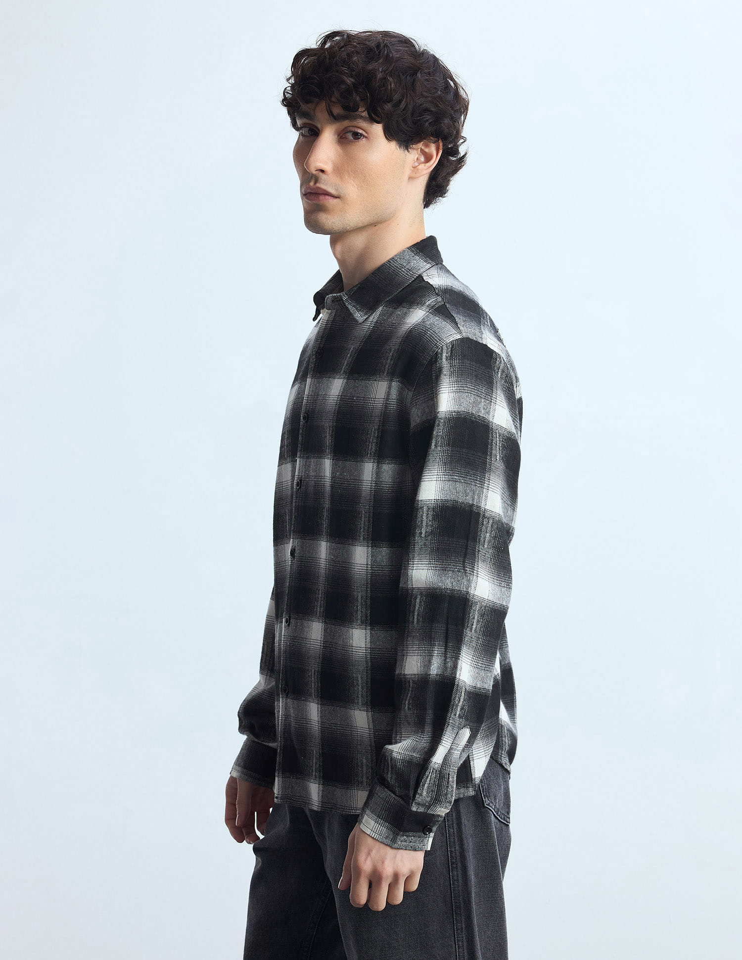 Buy Flying Machine Buffalo Checked Relaxed Fit Shirt - NNNOW.com