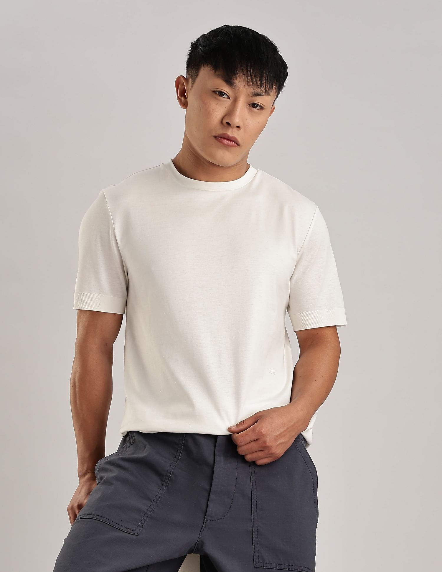 Calvin Klein Solid Regular-Fit Cotton T-Shirt