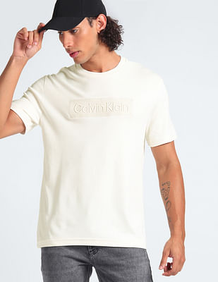 Calvin Klein Jeans Typography Men Round Neck Black T-Shirt - Buy