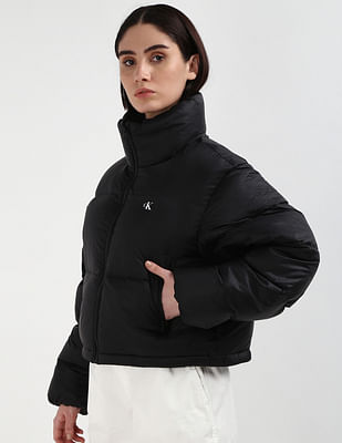 どんなシーンにもぴったり♪♪【 】Cropped Puffer★ Buy Calvin Klein Down Cropped Puffer Jacket - NNNOW.com