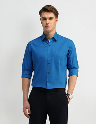 Arrow Solid Manhattan Slim Fit Shirt