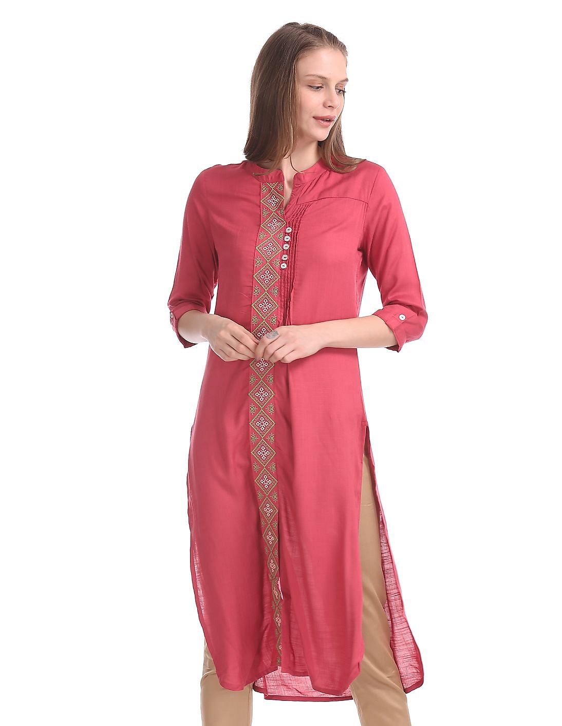 Buy Karigari Notched Neck Embroidered Panel Kurta - NNNOW.com