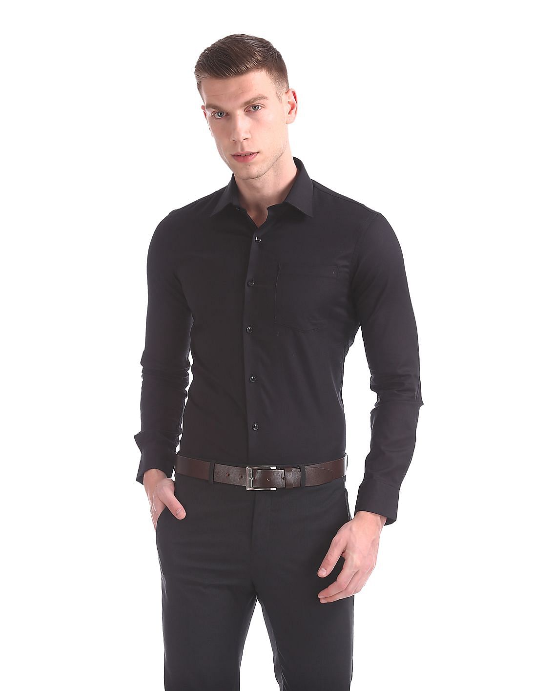 Buy Men Slim Fit Solid Shirt online at NNNOW.com