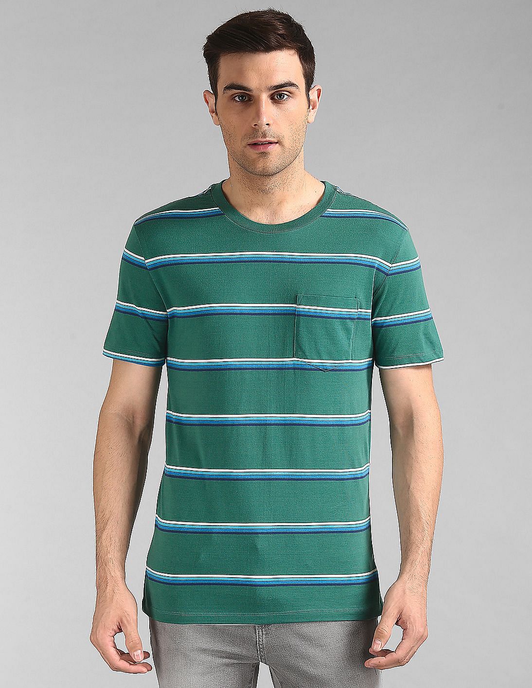 Buy GAP Men Green Stripe Pocket T-Shirt - NNNOW.com