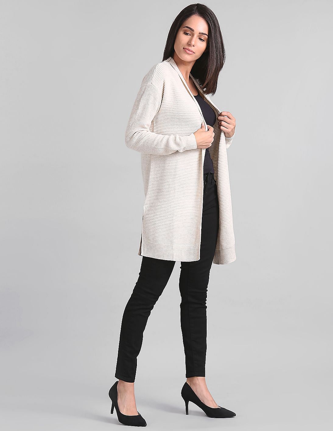 Buy GAP Women White Full Sleeve Patterned Knit Shrug - NNNOW.com